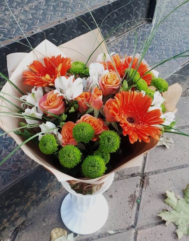 Букет цветов из: Герберы, Хризантемы, Альстромерии и Розы в Большой Мурте