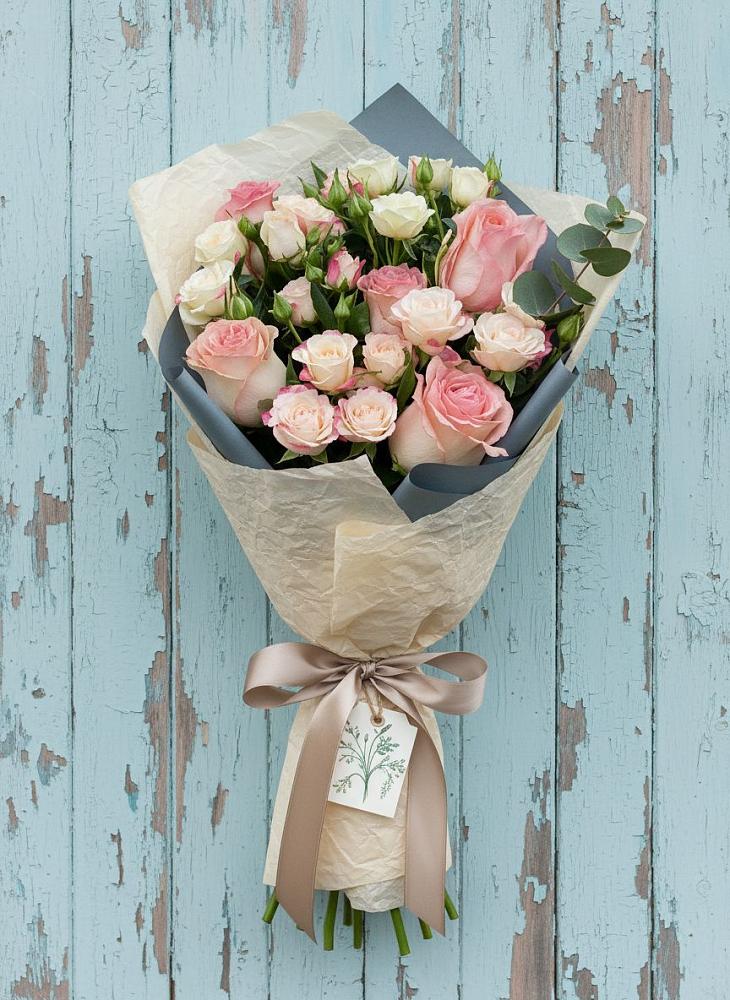 Букет цветов из: Розы в Большой Мурте