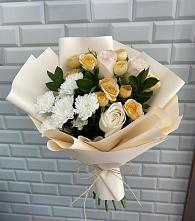 Букет цветов из:  Розы и Хризантемы в Большой Мурте