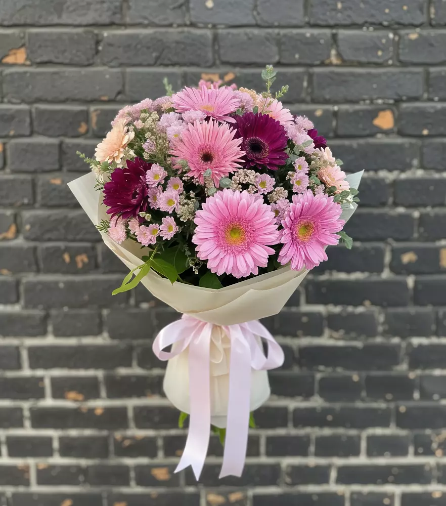 Букет цветов из: Герберы и Хризантемы в Большой Мурте