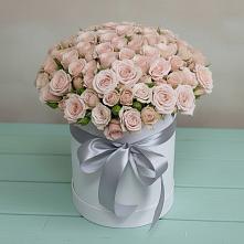 Цветочная композиция из Розы в шляпной коробке в Большой Мурте