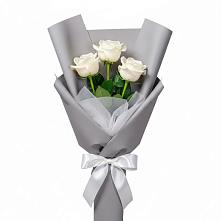 Букет 3 белые розы в Большой Мурте