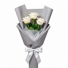 Букет 3 белые розы в Большой Мурте