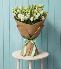 Букет цветов из:  Лизиантусы в Большой Мурте