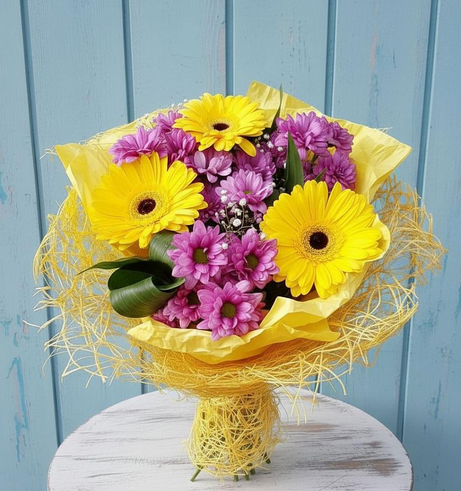 Букет цветов из: Хризантемы и Герберы в Большой Мурте