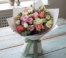 Букет цветов из:  Розы, Лизиантусы и Гвоздики #REPLACE_PRED# Большой Мурте