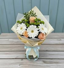Букет цветов из:  Герберы, Розы и Хризантемы в Большой Мурте