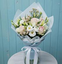 Букет цветов из:  Розы и Лизиантусы в Большой Мурте