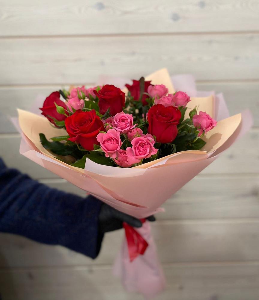 Букет цветов из: Розы в Большой Мурте