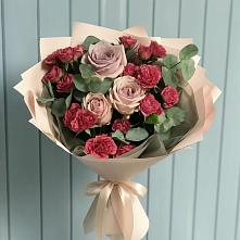 Букет цветов из:  Гвоздики и Розы #REPLACE_PRED# Большой Мурте