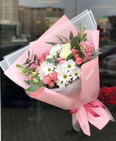 Букет цветов из: Розы, Лизиантусы и Хризантемы в Большой Мурте