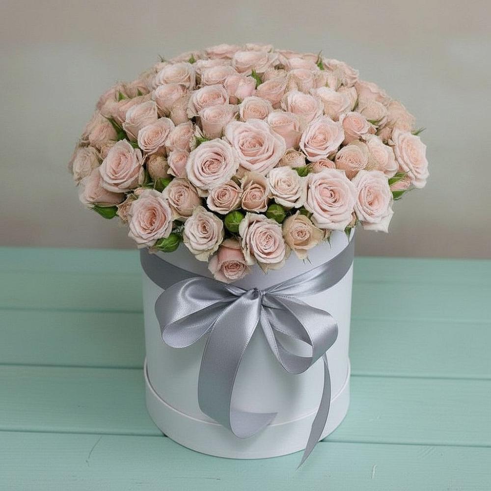 Цветочная композиция из Розы в шляпной коробке в Большой Мурте